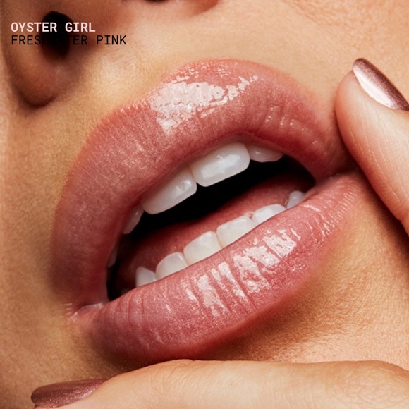 MAC Cosmetics Makeup 35 Mac Lipglass Lip Gloss Oyster Girl Pink